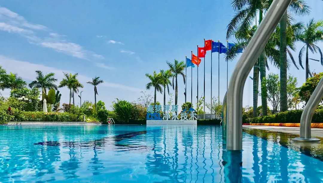 如何選擇一款好的泳池水處理設(shè)備？